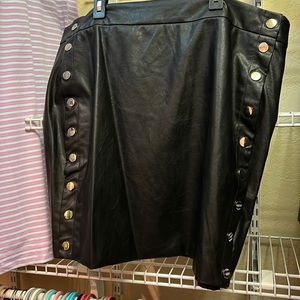 Vegan leather button down easy access skirt. 😉🖤😍